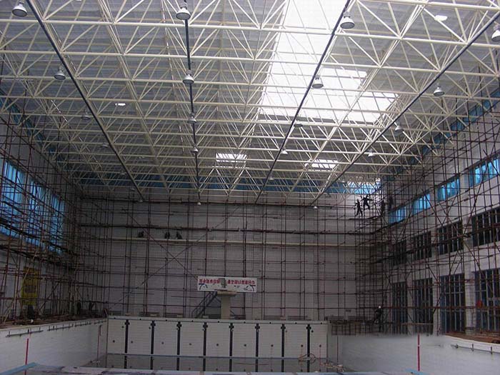 干煤棚屋面网架